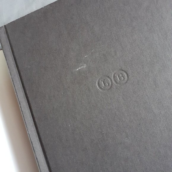 The Casual Vacancy by J. K. Rowling First Printing (2012, Hardcover) - Picture 6 of 16